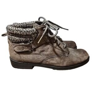 RUGGED OUTBACK Women's Grey Suede Sweater‎ Top Ankle Hiking Boots Size 8